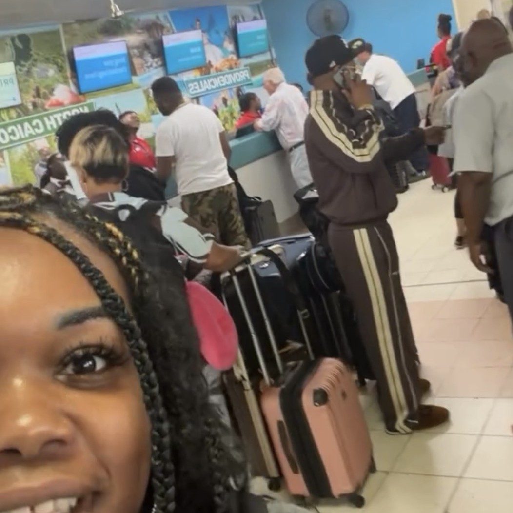 Fan Blasts T.I. Online for Refusing to Take Photo